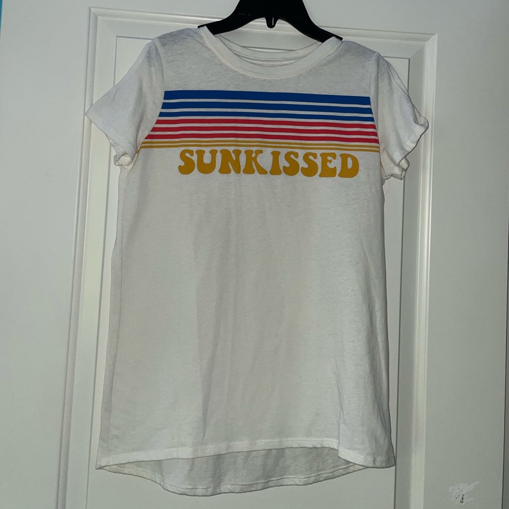 Girls sunkissed short sleeve shirt with slit in arms